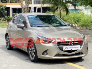 Ống nước từ động cơ vào két sưởi Mazda 2 2015