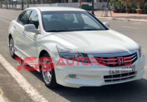 Nhựa đỡ thanh xoắn cốp Honda Accord 2012
