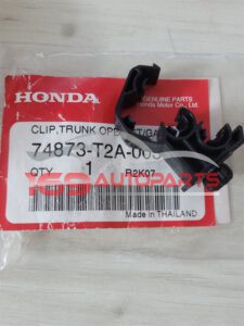Nhựa đỡ thanh xoắn cốp Honda Accord