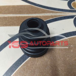 Chụp bụi láp trong Mazda 626